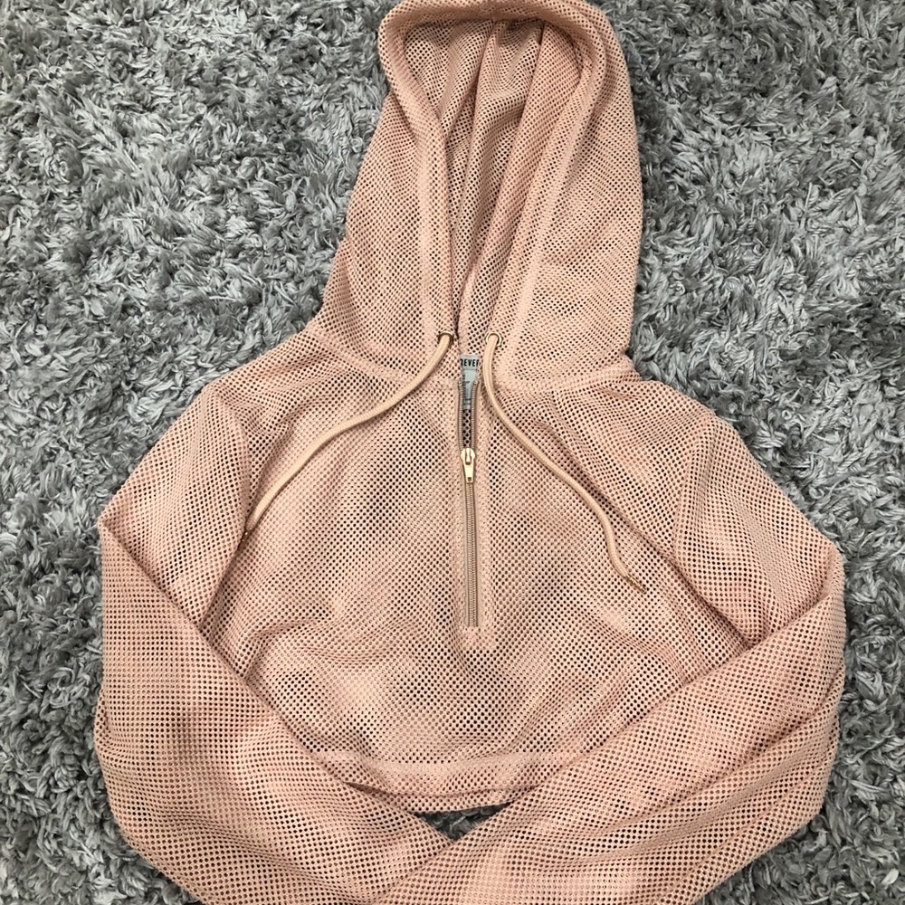 Forever 21 mesh workout top for women